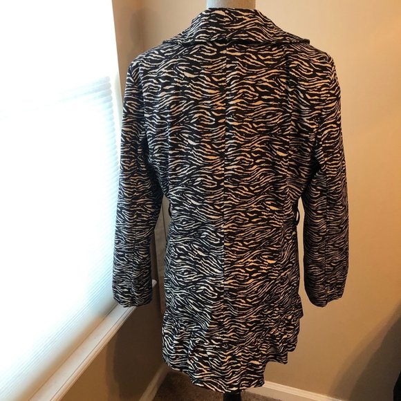 Sandro Animal Print Ruffle Front Jacket - Picture 5 of 7